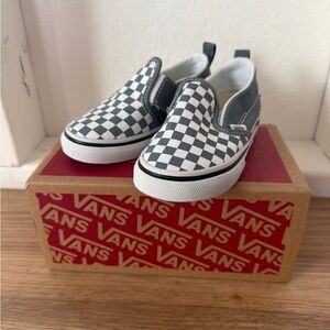 BRAND NEW: Toddler size 8 Vans Checkerboard Slip-Ons